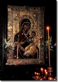 Icon with the Holy Mother and Jesus. Photo by Svend Waage